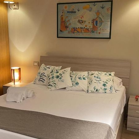 Frank Host Roma Lux , Metro A A 50 M, Simple Check-In Con Codice A Qualsiasi Orario Appartement Buitenkant foto
